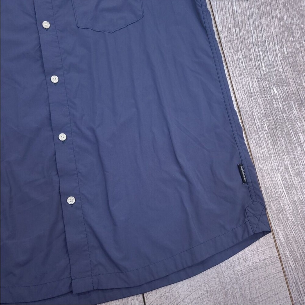 peak performance button down - Picture 2 of 5